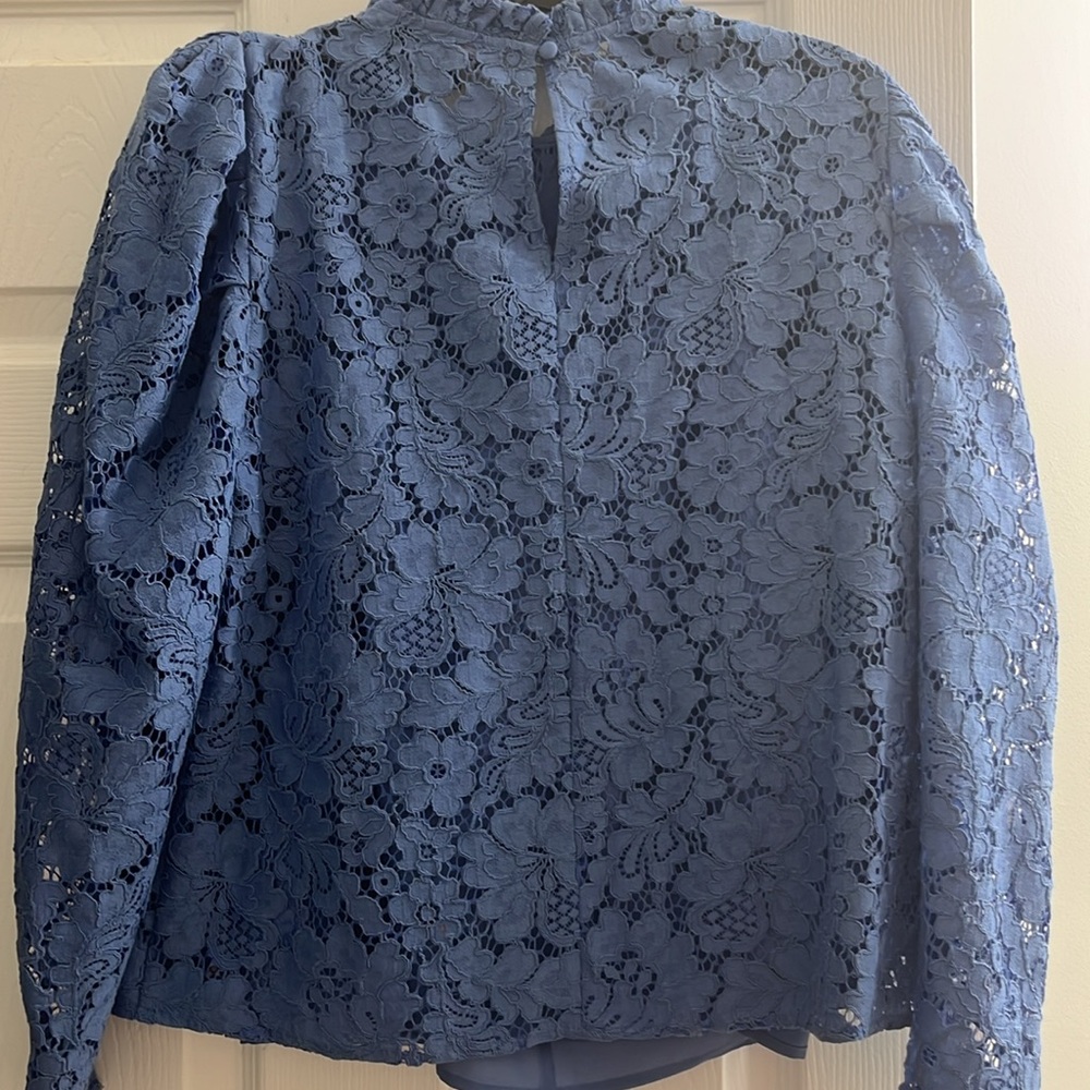 Express Victorian Lace Blouse - Picture 4 of 5